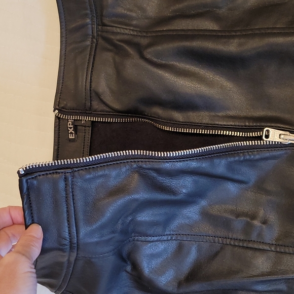 Express Faux Leather Skirt Size 0 - Picture 6 of 8